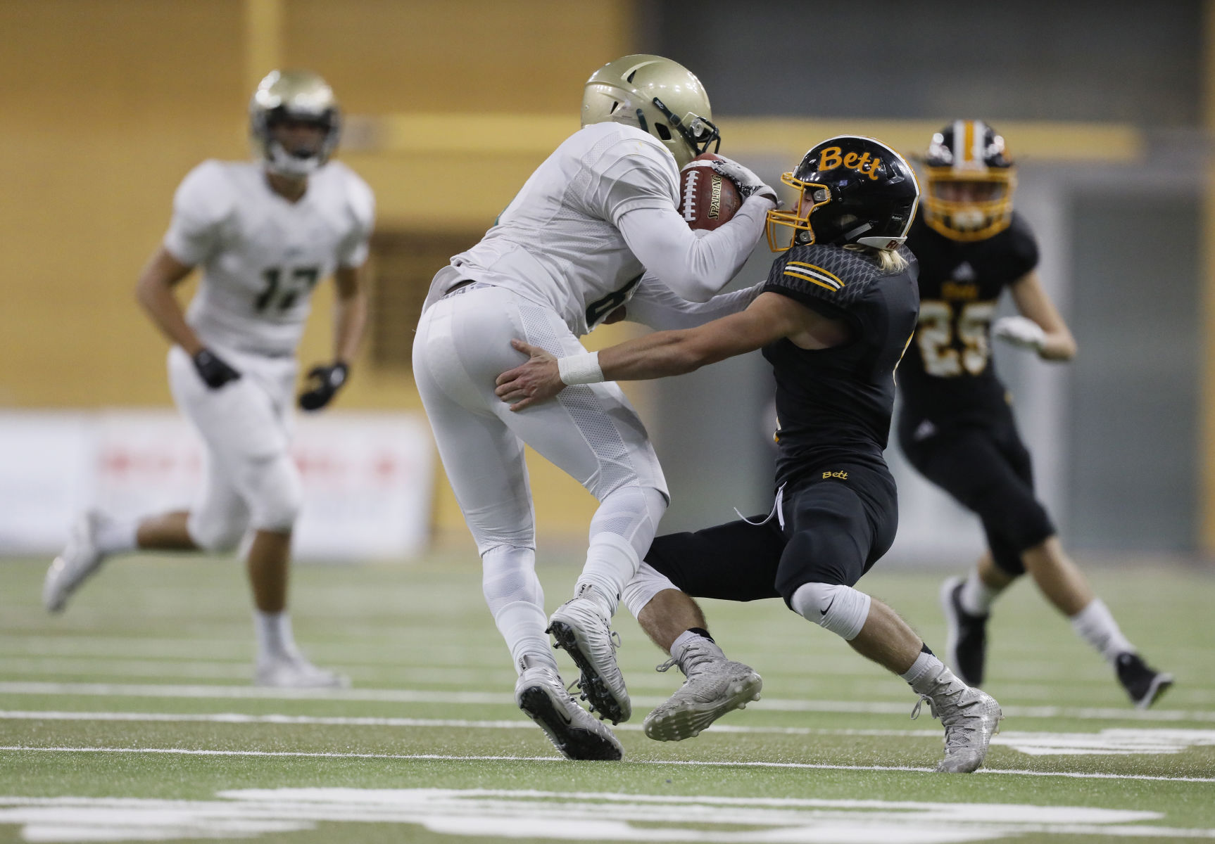 111017mp-4a-Bettendorf-3